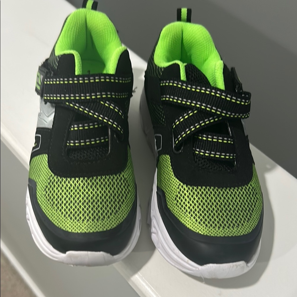 Athletic Works Green and Black Sneakers Slip-On Breathable Design